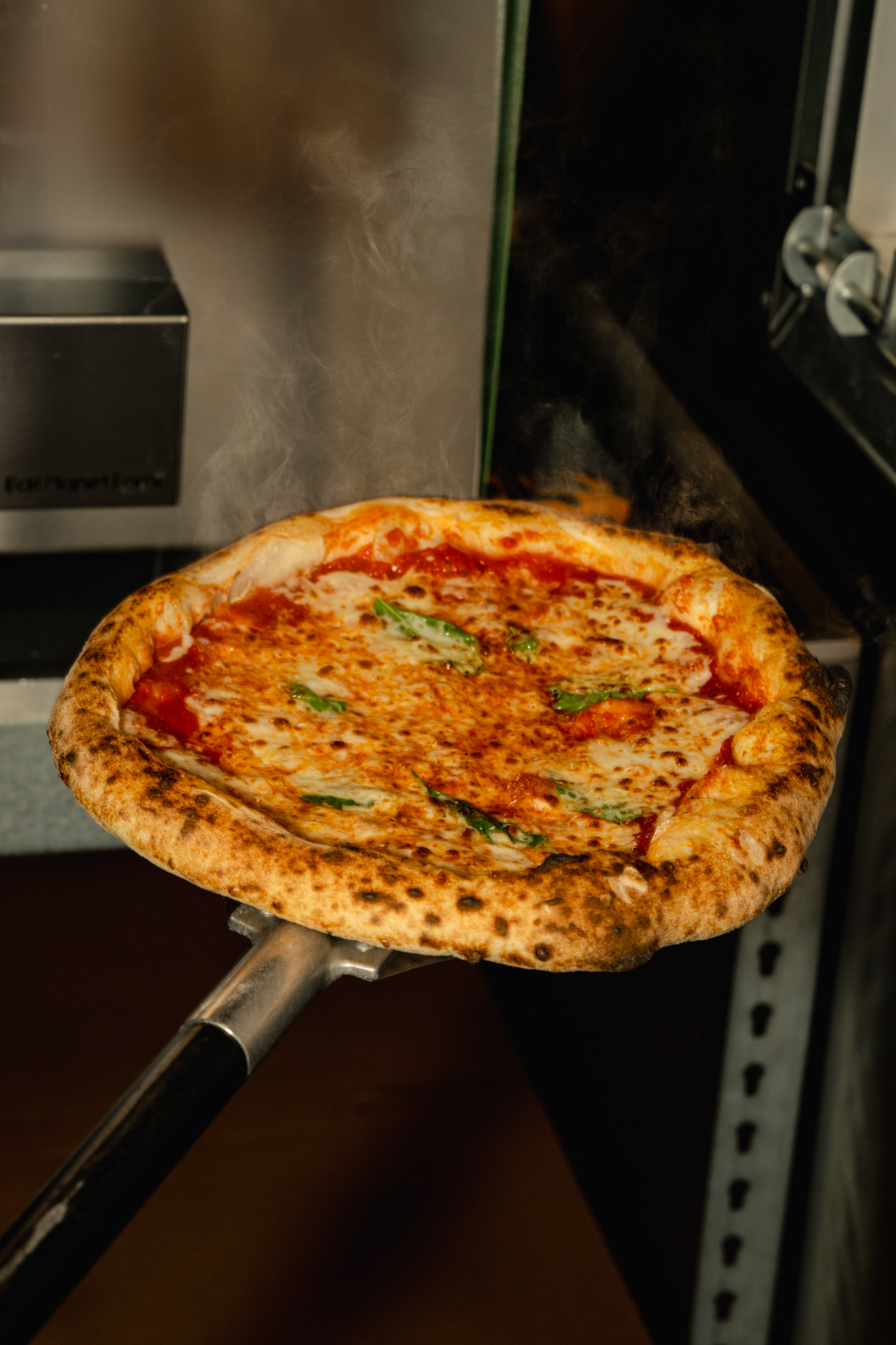 Zucchini and arugula pizza